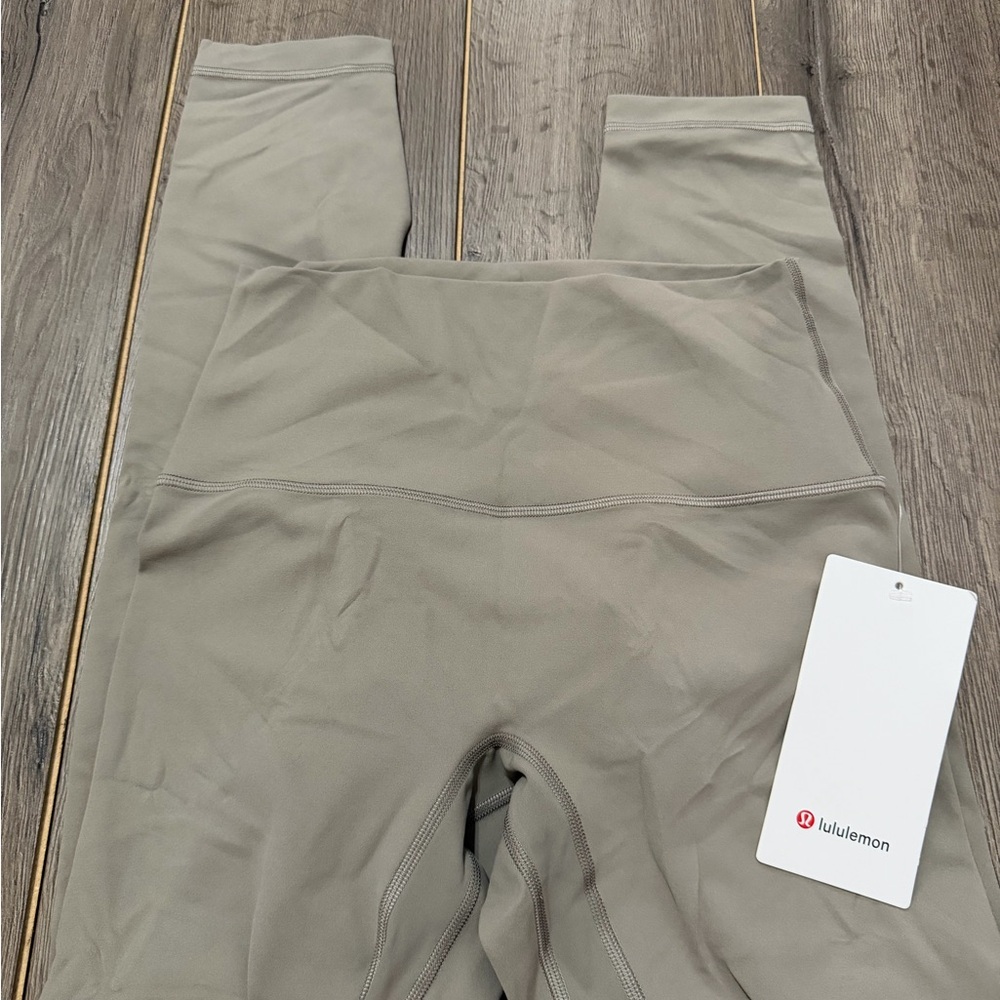 lululemon Align No
Line HR Pant 25" - Picture 2 of 2